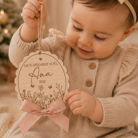 Boule de Noël bois "douce éclosion"