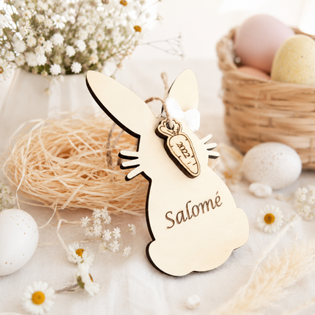 Lapin avec carotte pâques